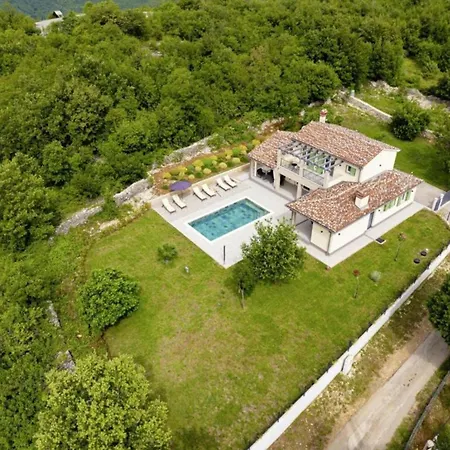 Fortuna - Private Pool And Garden Retreat Villa Labin (Istria)